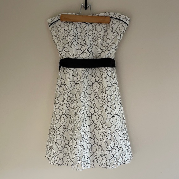 Speechless Dresses & Skirts - Beautiful Black and White Lace Dress!!